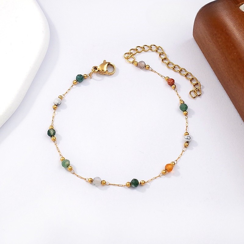 Pulsera dorada fina pedrería colores
