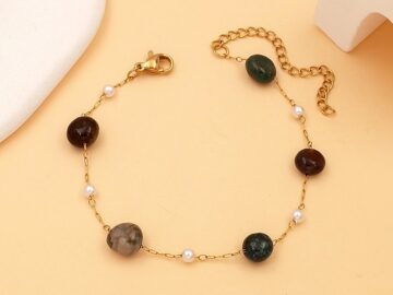 Pulsera piedras colores y perlitas