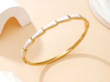 Brazalete dorado 6cm diseño al frente blanco