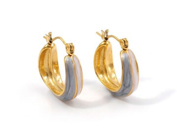 Argollas doradas 2.1cm celeste con blanco