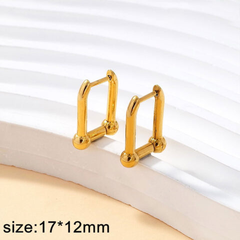 Argollas doradas diseño cuadrado 1.7cm