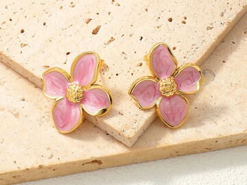 Aretes dorados flor rosa 2.9cm