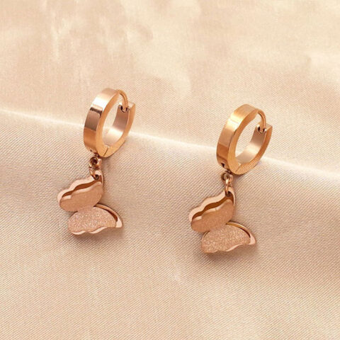 Huggies rose gold mariposa colgante
