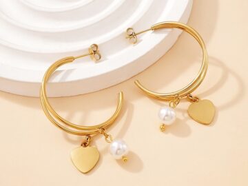 Argollas doradas corazón y perla colgante