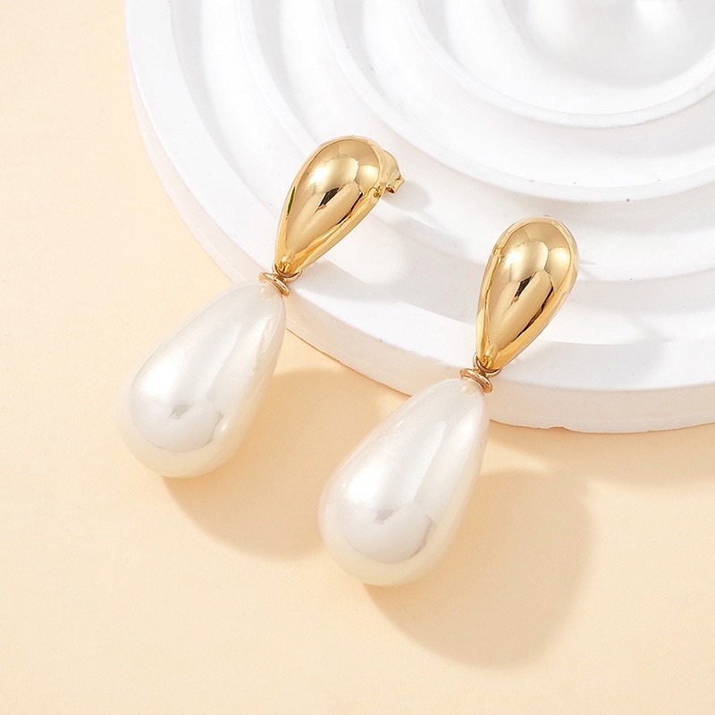 Aretes 4.4cm gota y perla
