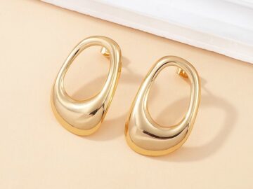 Aretes dorados 3.1cm