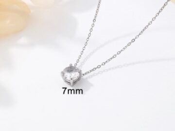 Collar plateado 45cm piedra blanca 7mm