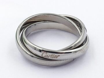 Anillo plateado "Trinity"