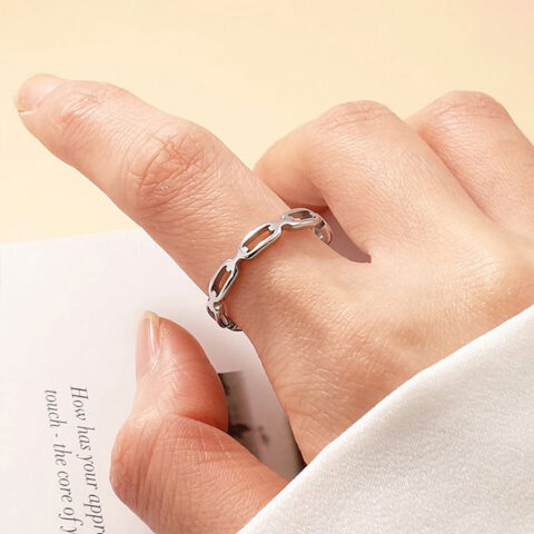 Anillo plateado rectángulos unidos