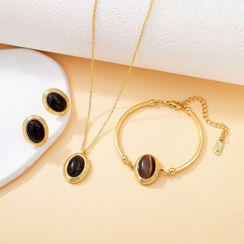 Set dorado Collar, Brazalete y aretes piedra café