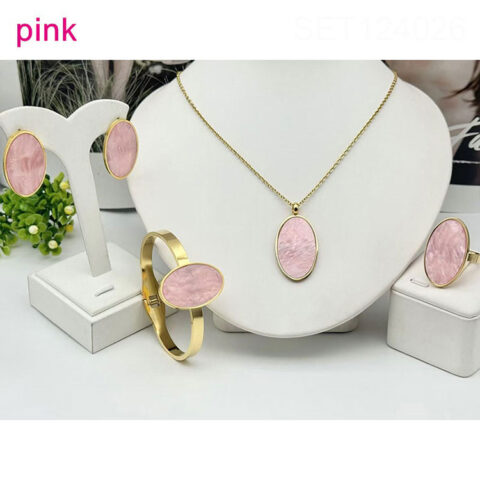 Set dorado 4 piezas dije ovalado rosa