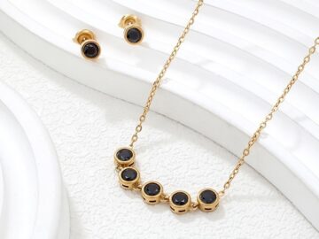 Set dorado pedrería negra