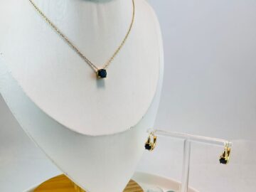 Set dorado Gargantilla y argollas circonia negra
