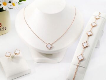 Set rose gold Alhambras nácar