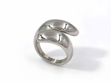 Anillo plateado gotas al centro