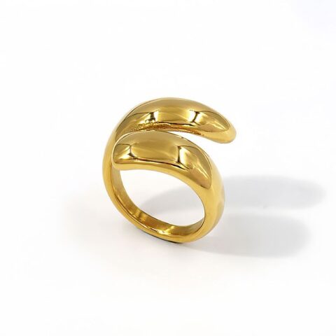 Anillo dorado diseño gotas al centro