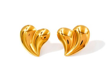 Aretes dorados corazón 2cm