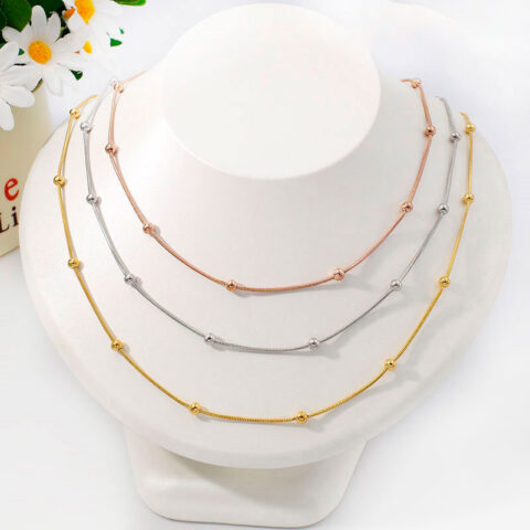 Collar 3 cadenas con bolitas 3 tonos